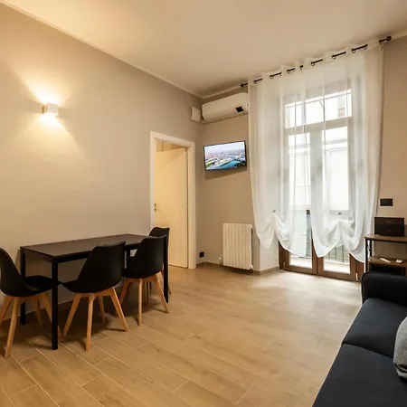 Porta Nuova Apartmán Turín